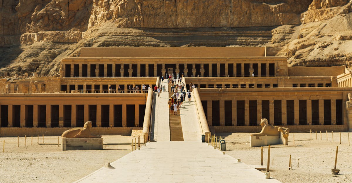 Hatshepsut: The Pharaoh Who Defied Tradition and Built a Golden Age
